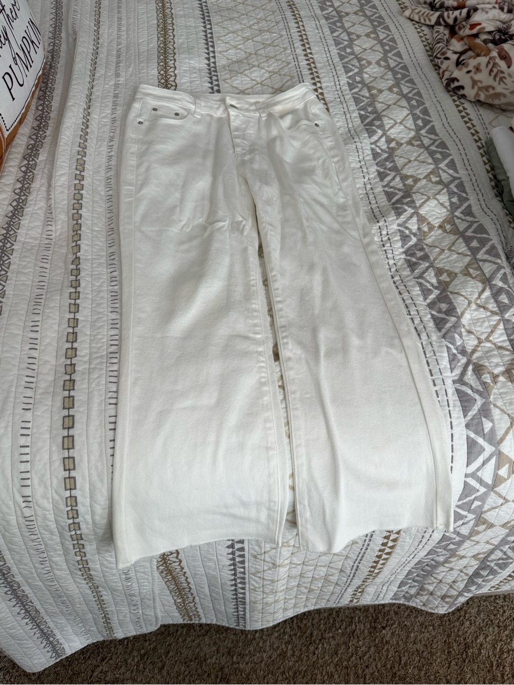 Amazon White Wide-Leg Cropped Jeans for Women
